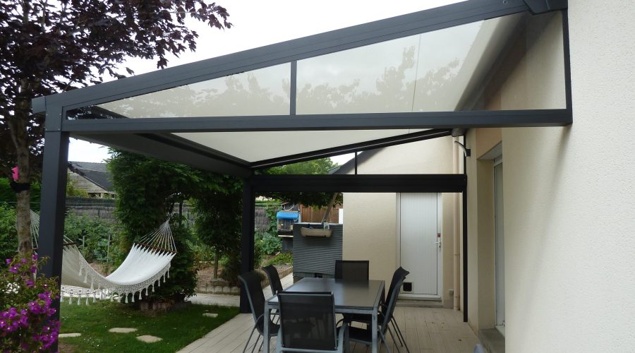 Réalisation d'une pergola par Espace Confort 2000